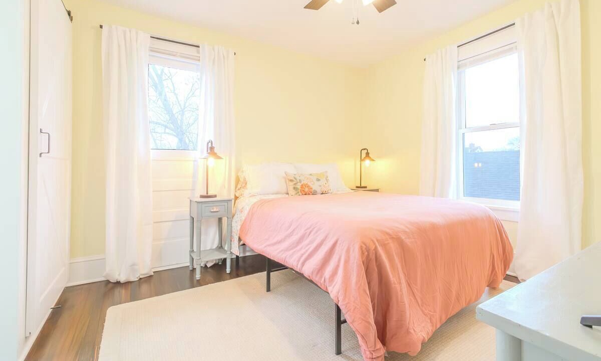 Photo of Bedroom in Gary