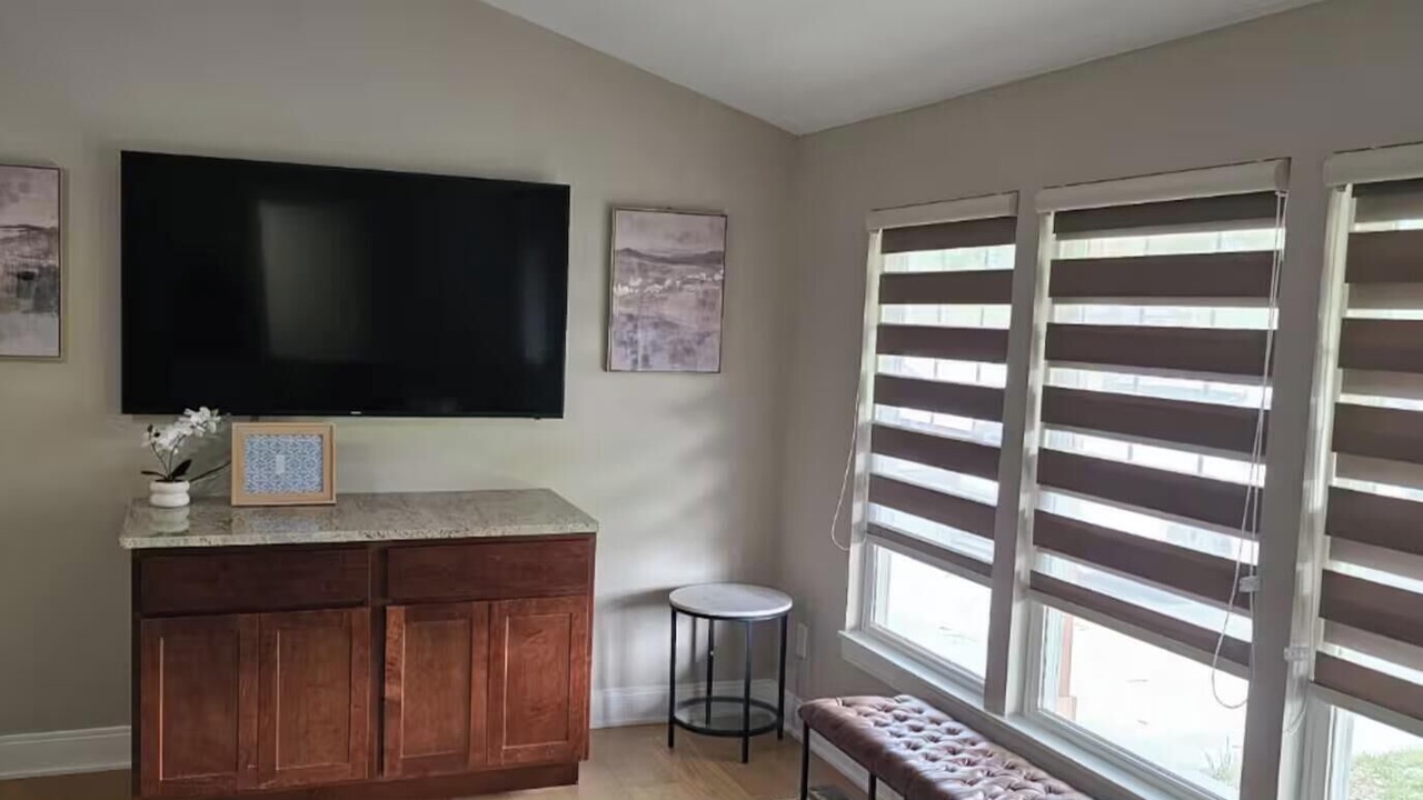 Photo of Livingroom in Burns Harbor