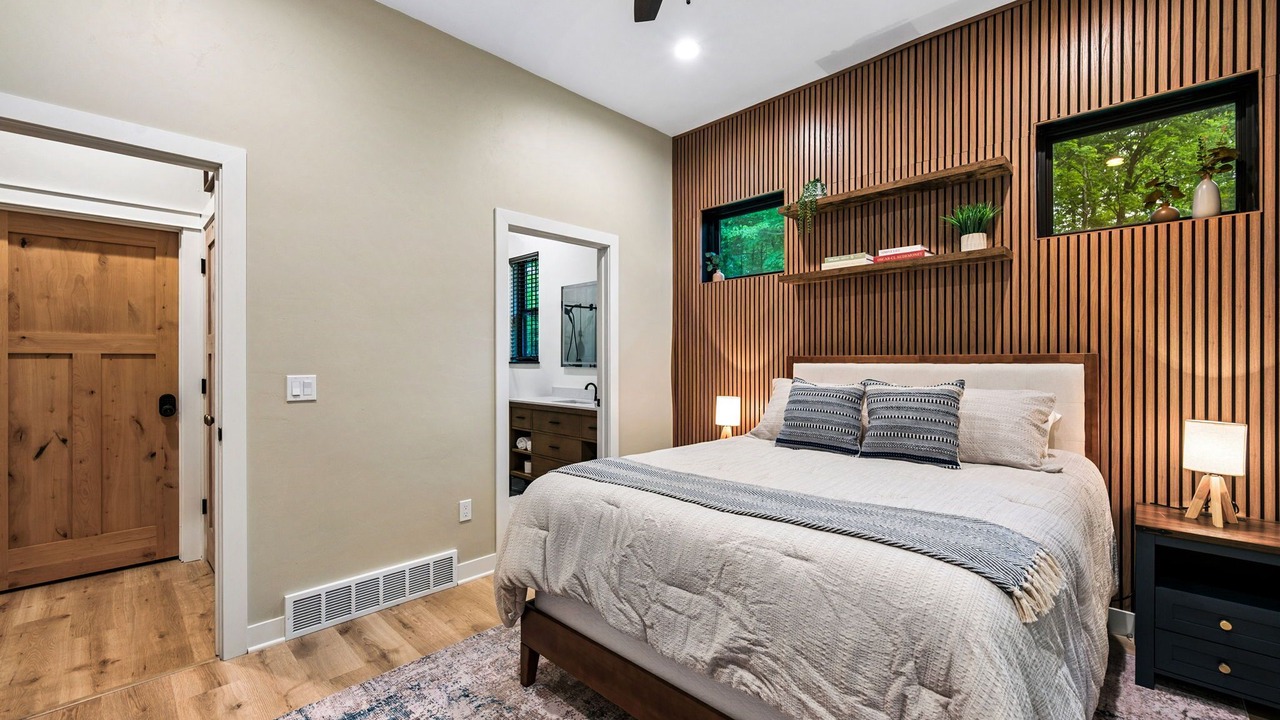Photo of Bedroom in Ephraim