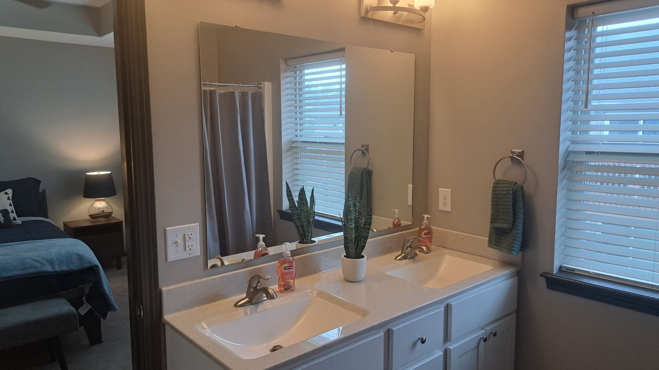 Photo of Bathroom in Oakdale