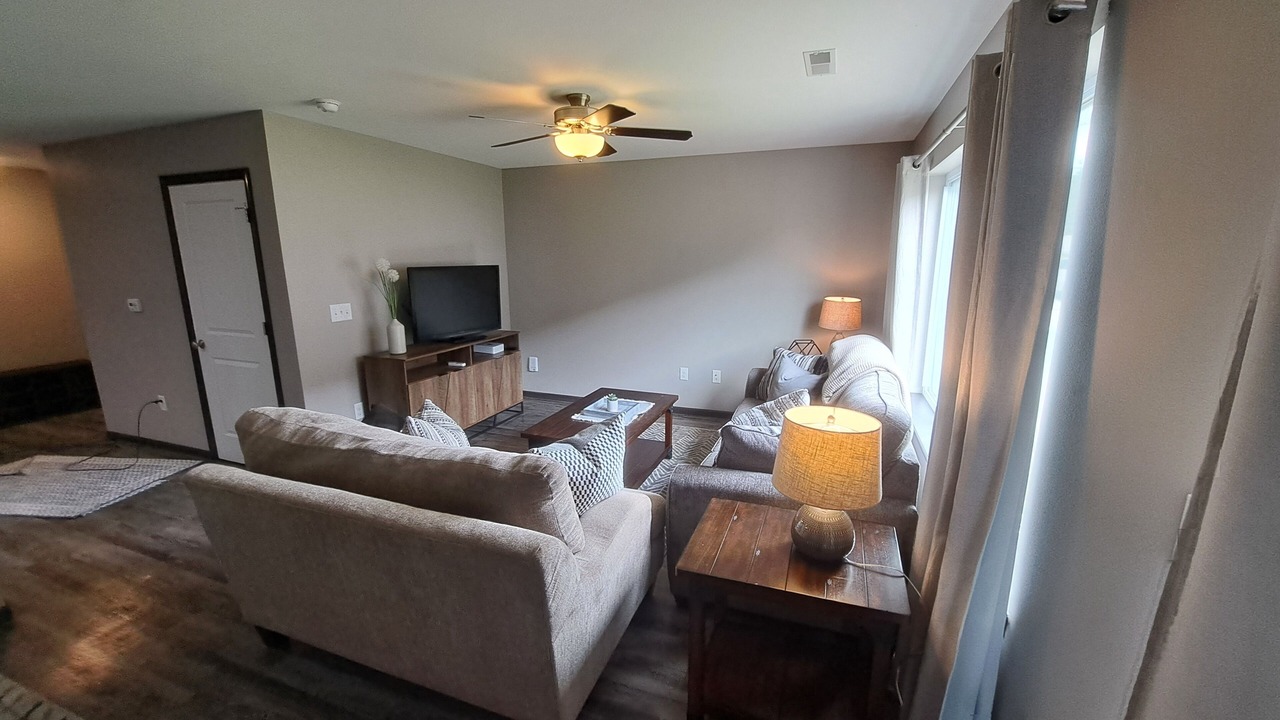 Photo of Livingroom in Oakdale