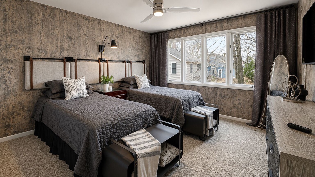 Photo of Bedroom in Grand Beach