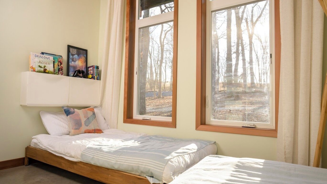 Photo of Bedroom in Guthrie County