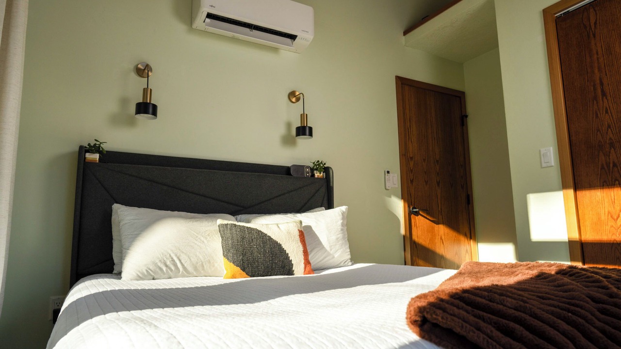 Photo of Bedroom in Guthrie County