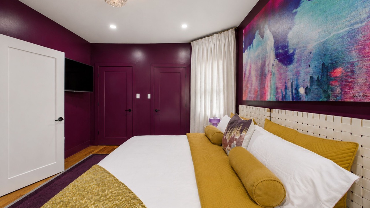 Photo of Bedroom in Woodlawn