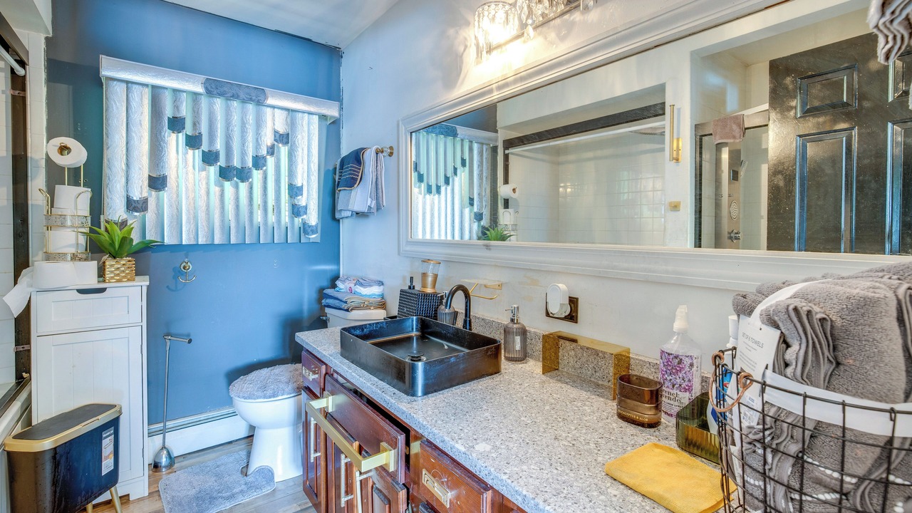 Photo of Bathroom in Forestview