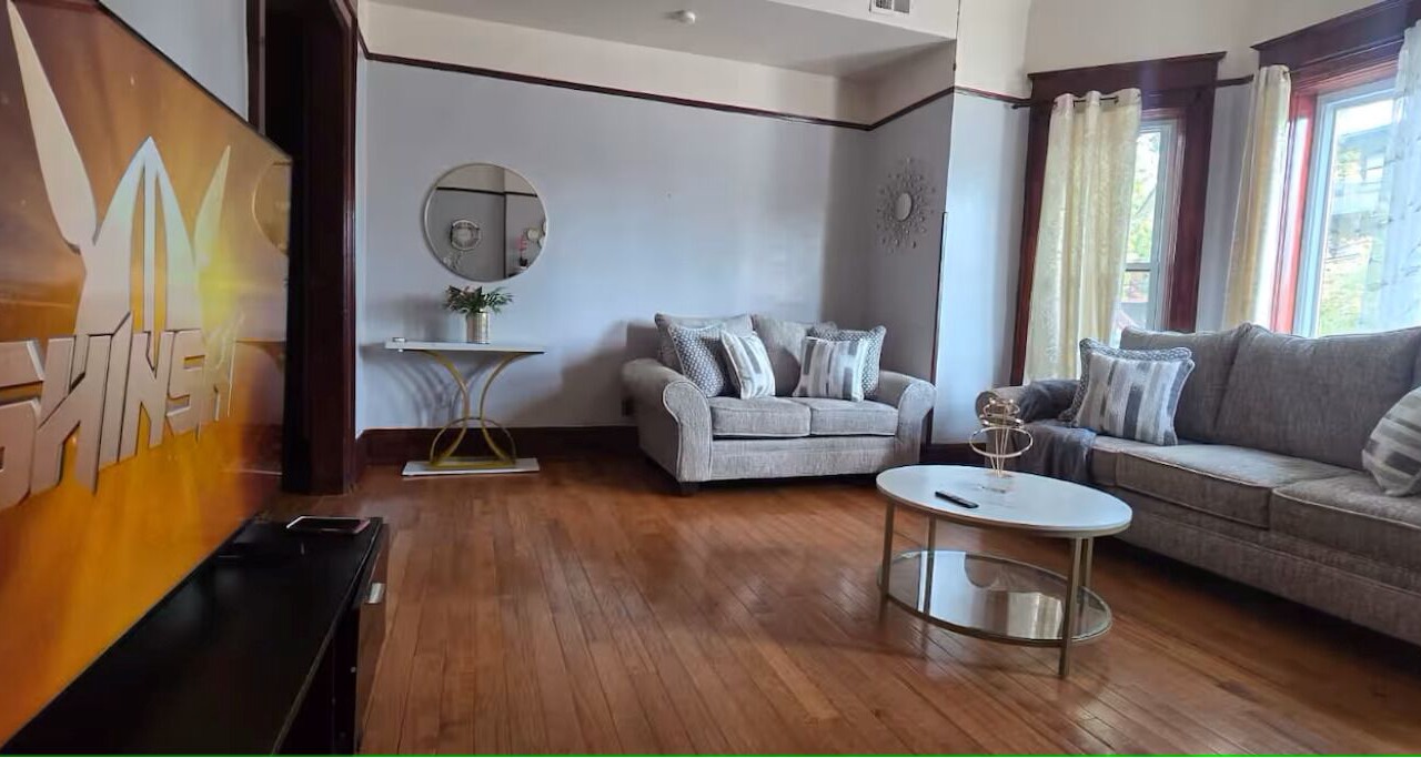 Photo of Livingroom in The Gap