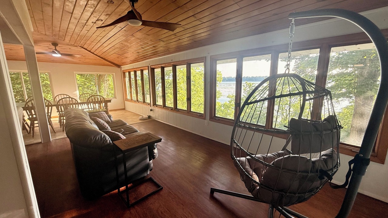 Photo of Livingroom in Hamilton