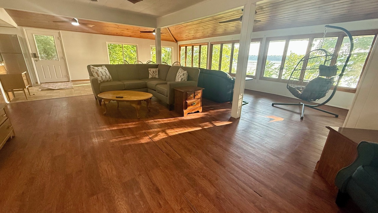 Photo of Livingroom in Hamilton