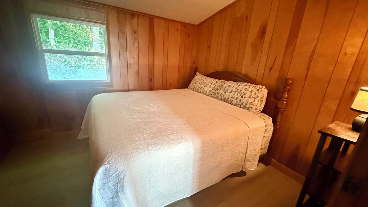 Photo of Bedroom in Hamilton