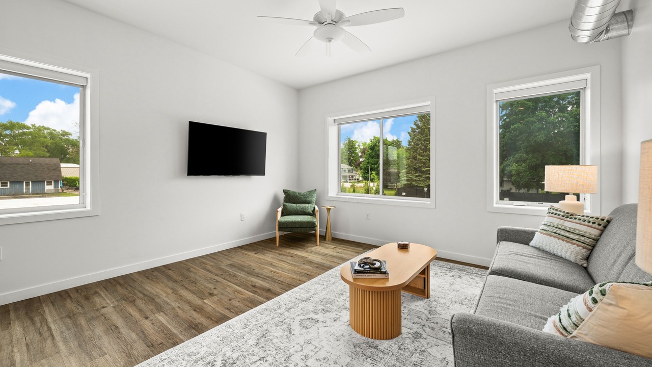 Photo of Livingroom in Bridgman
