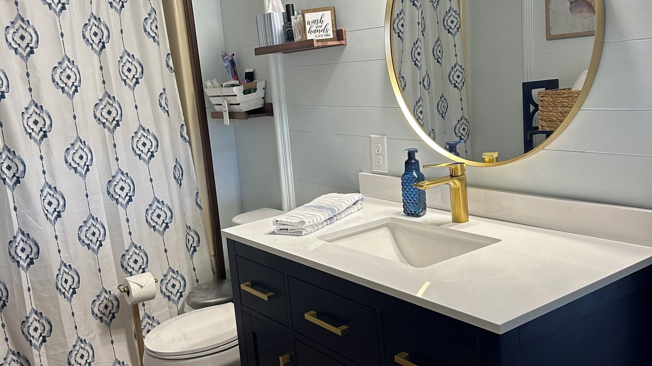 Photo of Bathroom in Paw Paw Lake