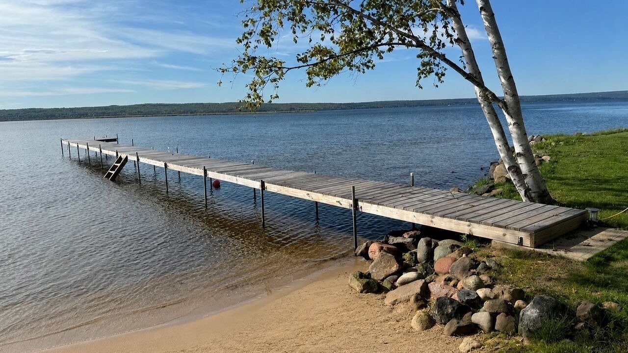 Photo of Others in Lake Linden