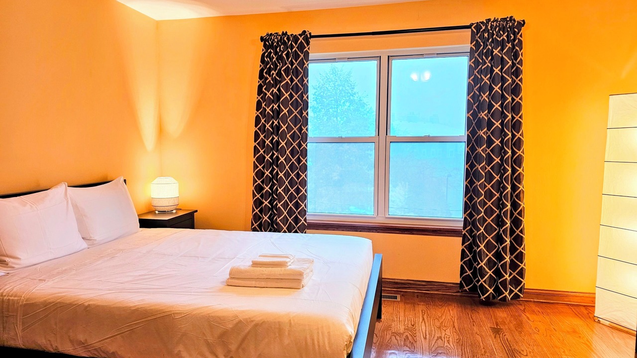 Photo of Bedroom in Chinatown