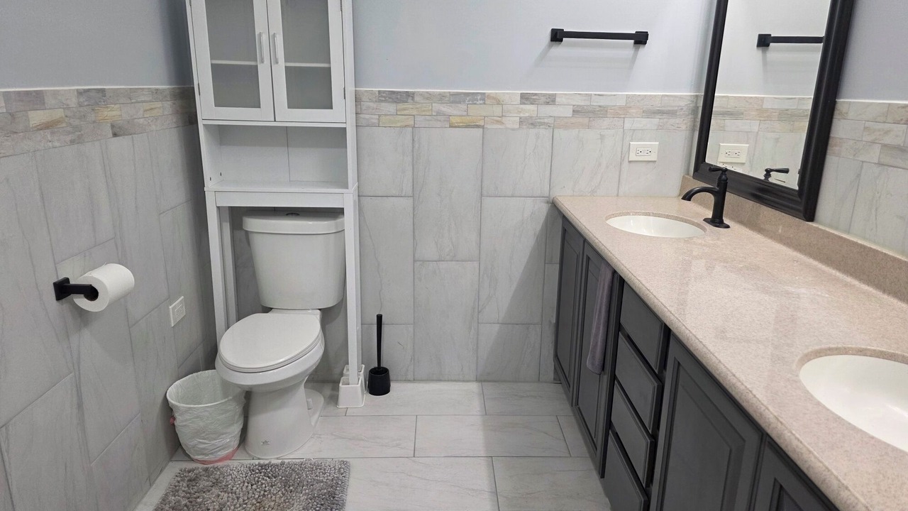 Photo of Bathroom in Streamwood