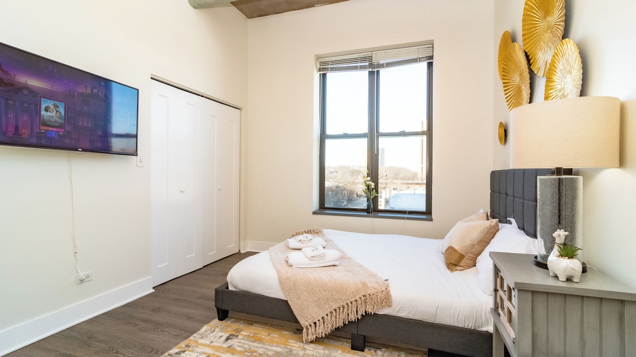 Photo of Bedroom in Near South Side
