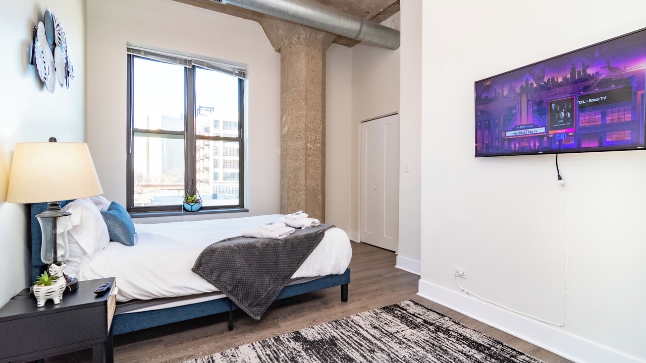 Photo of Bedroom in Near South Side