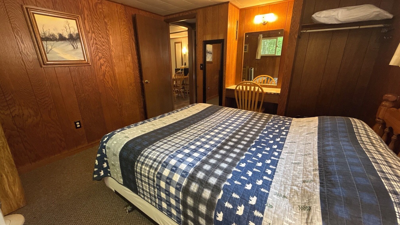 Photo of Bedroom in Ontonagon