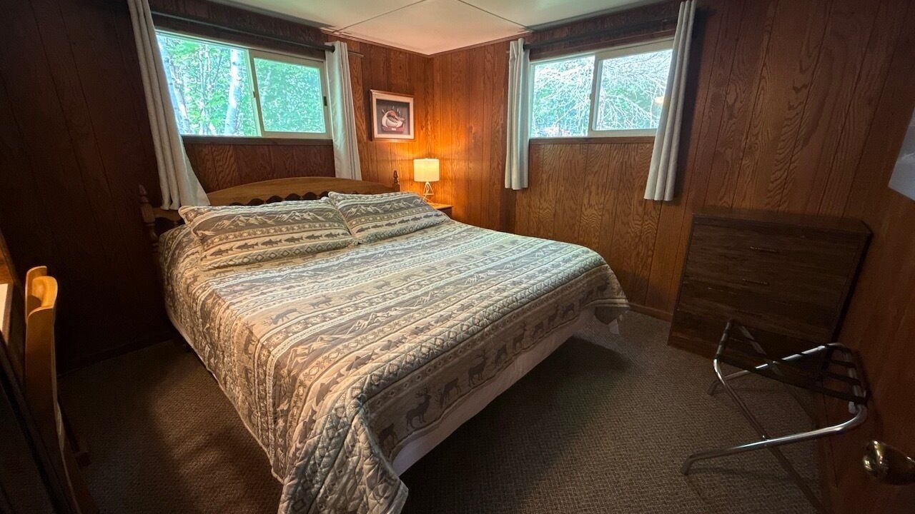 Photo of Bedroom in Ontonagon
