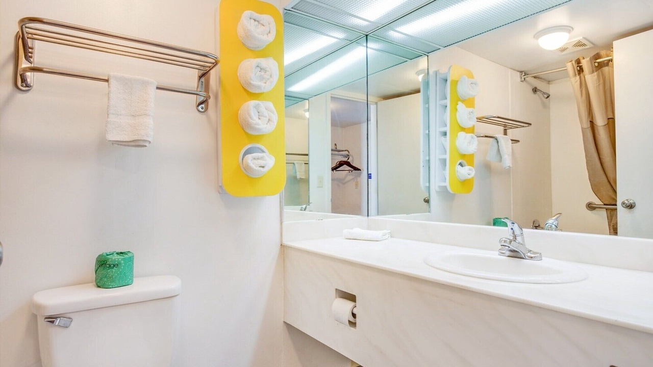 Photo of Bathroom in Muskegon Heights