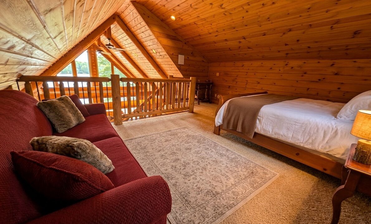 Photo of Bedroom in Manitowish Waters
