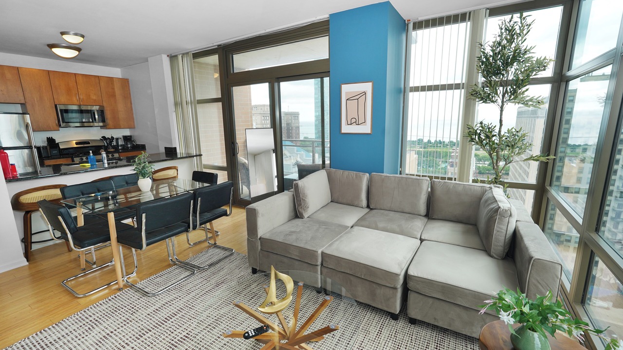 Photo of Livingroom in South Loop
