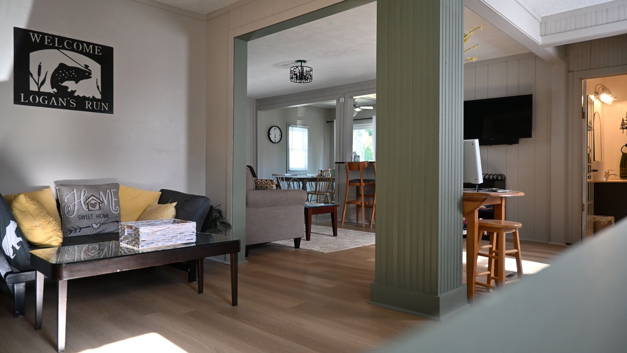 Photo of Livingroom in Newaygo