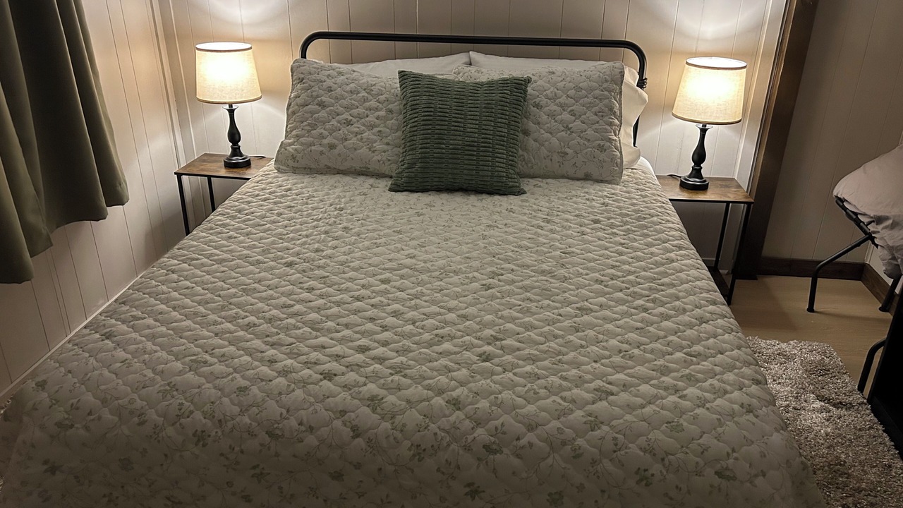 Photo of Bedroom in Newaygo