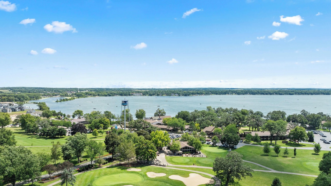 Photo of Outdoor in Delavan Lake