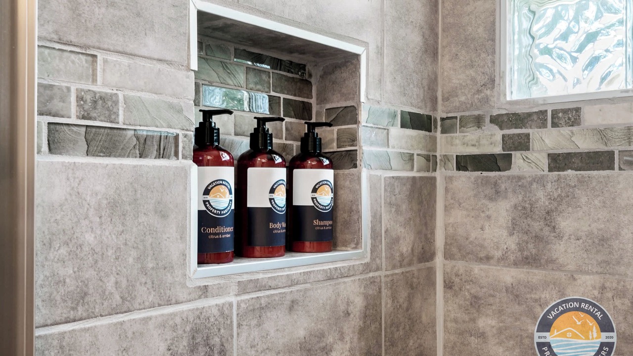 Photo of Bathroom in Delavan Lake