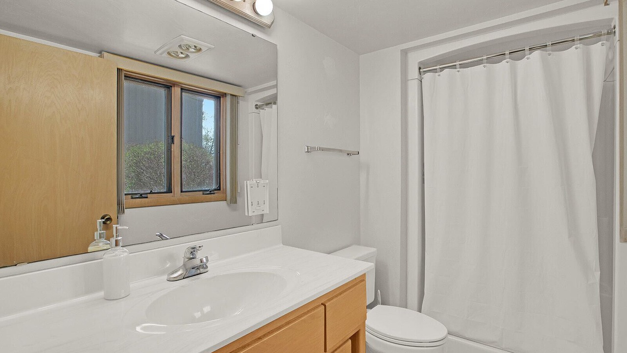 Photo of Bathroom in Algoma