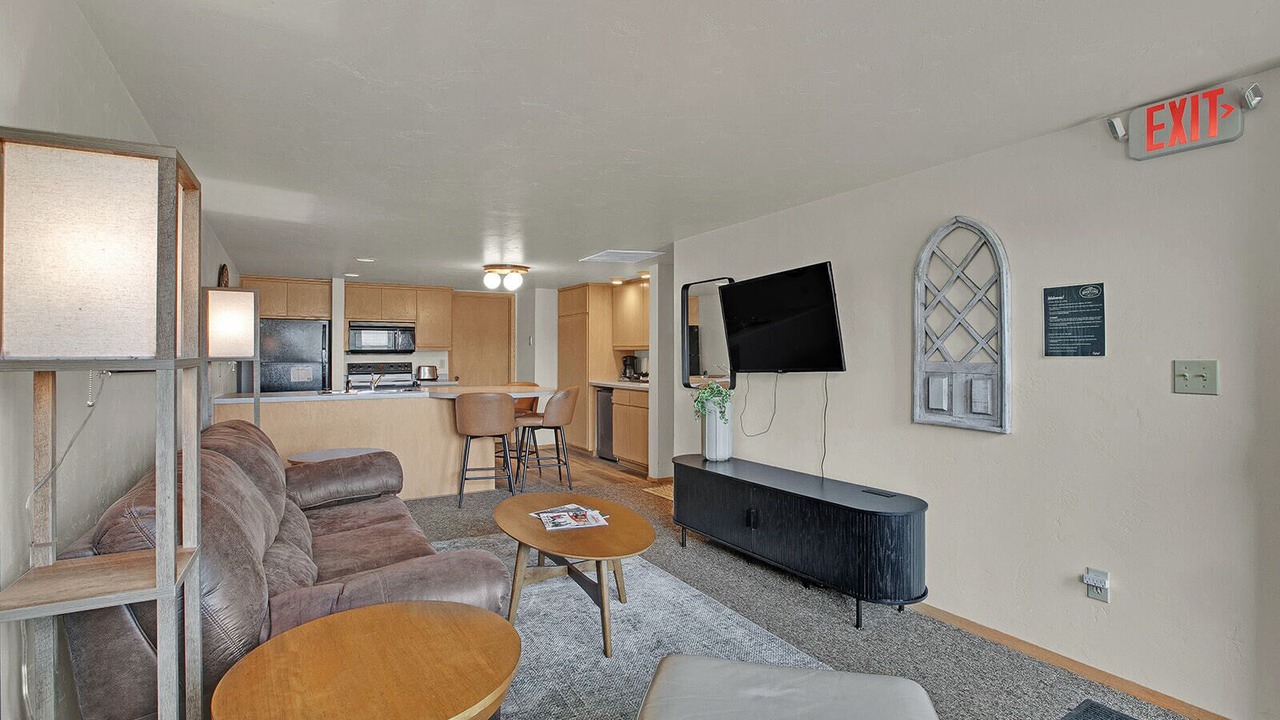 Photo of Livingroom in Algoma