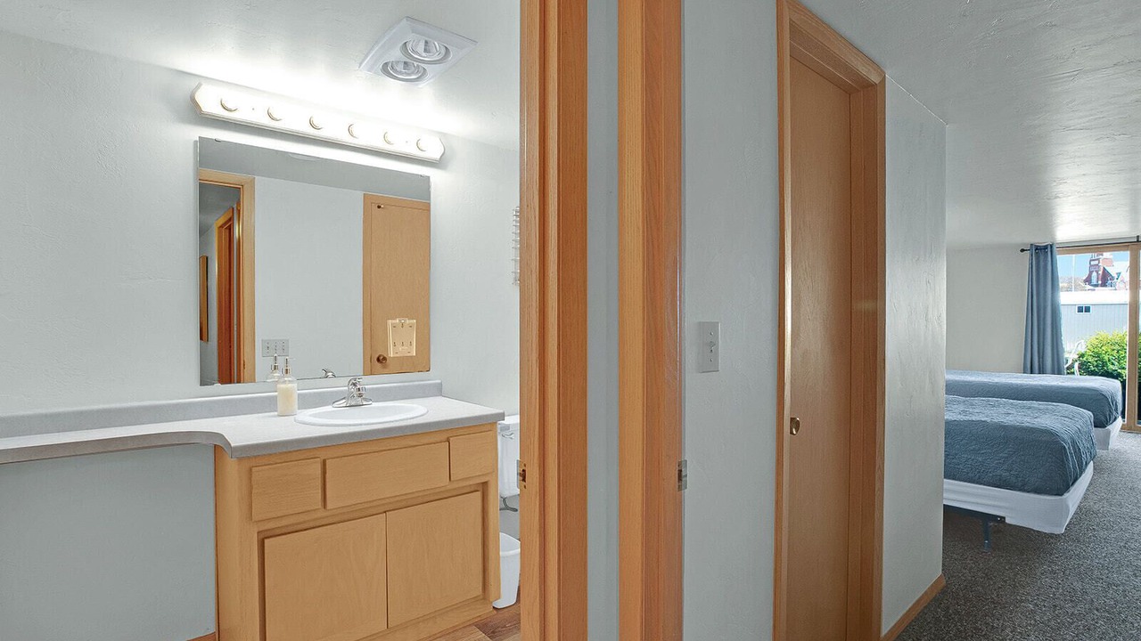 Photo of Bathroom in Algoma
