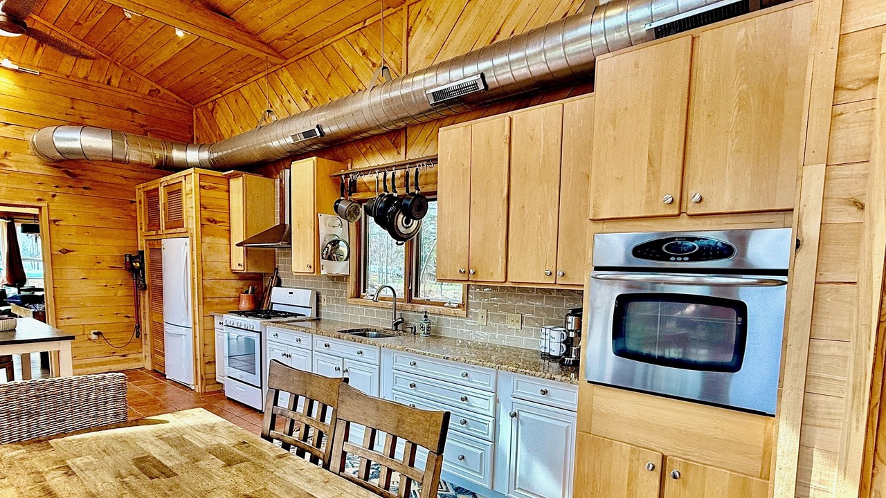 Photo of Kitchen in Goodman