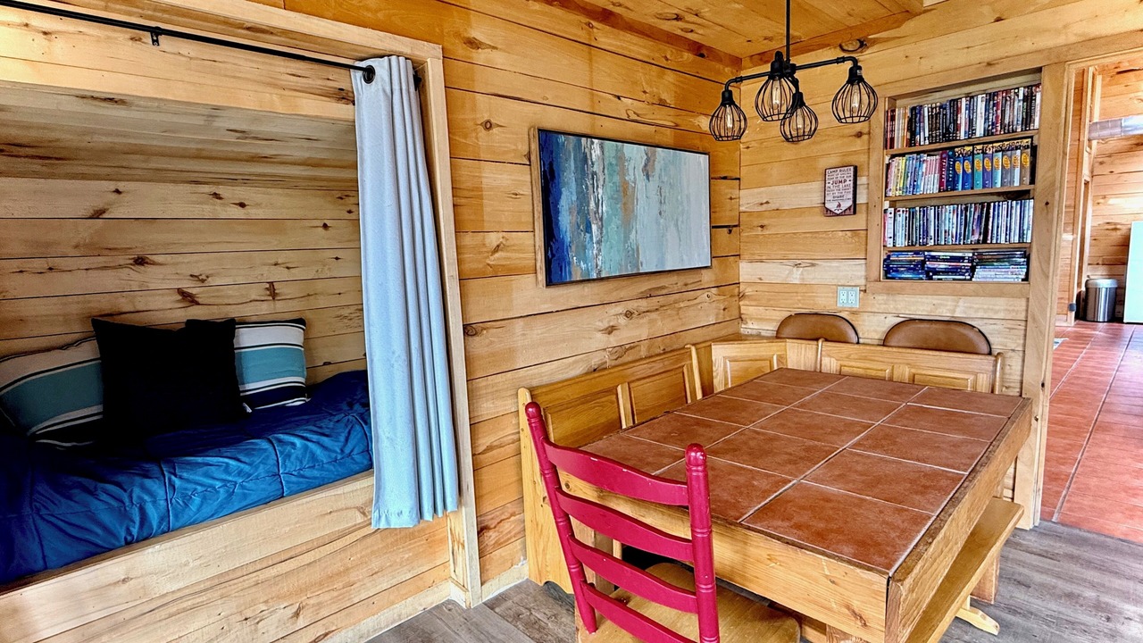 Photo of Bedroom in Goodman
