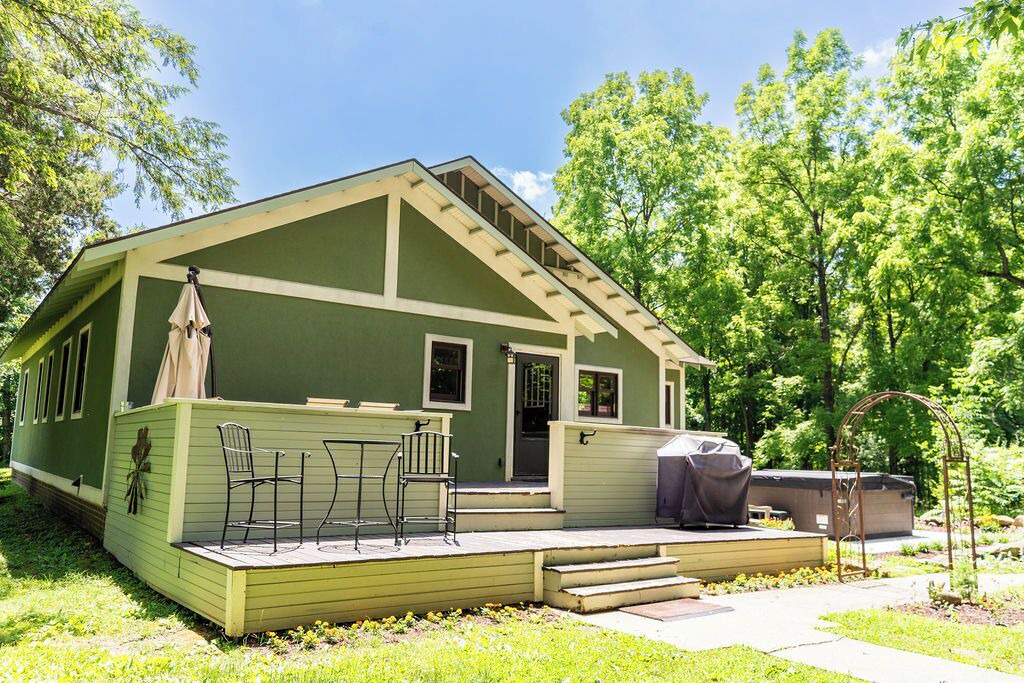 Photo of Outdoor in Marshall