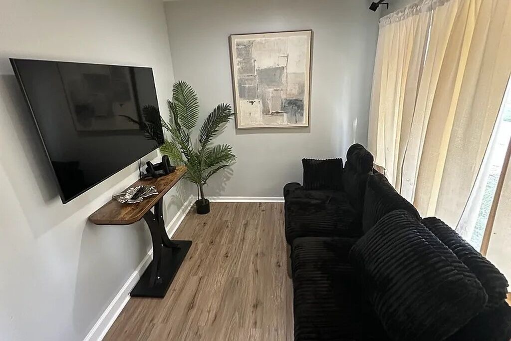 Photo of Livingroom in Tinley Park