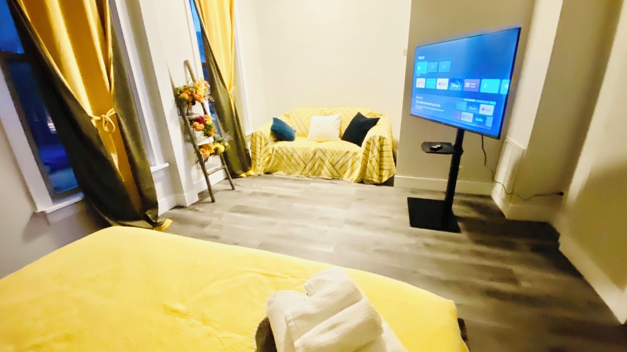 Photo of Bedroom in Wicker Park