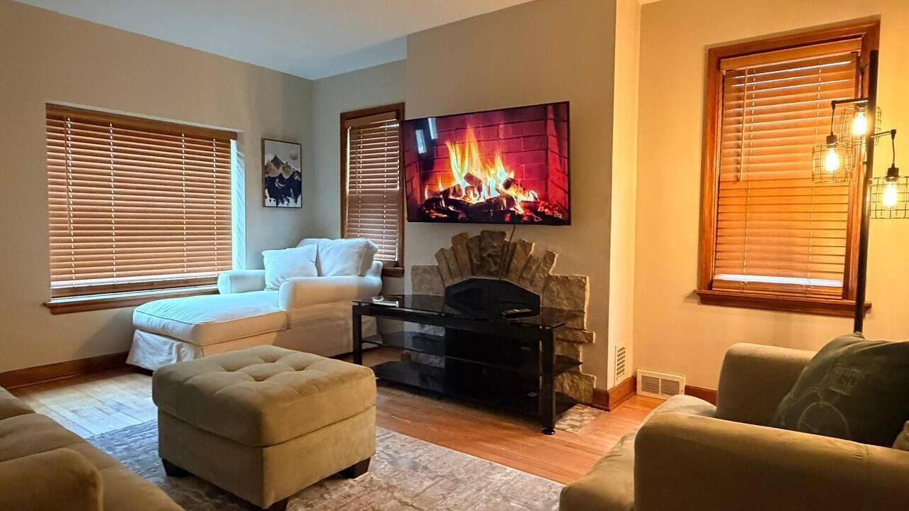 Photo of Livingroom in Wauwatosa