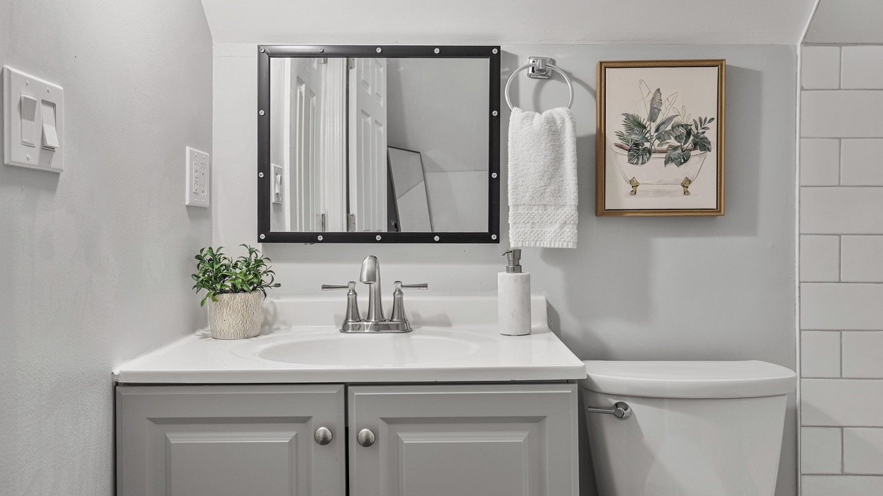 Photo of Bathroom in Bensenville