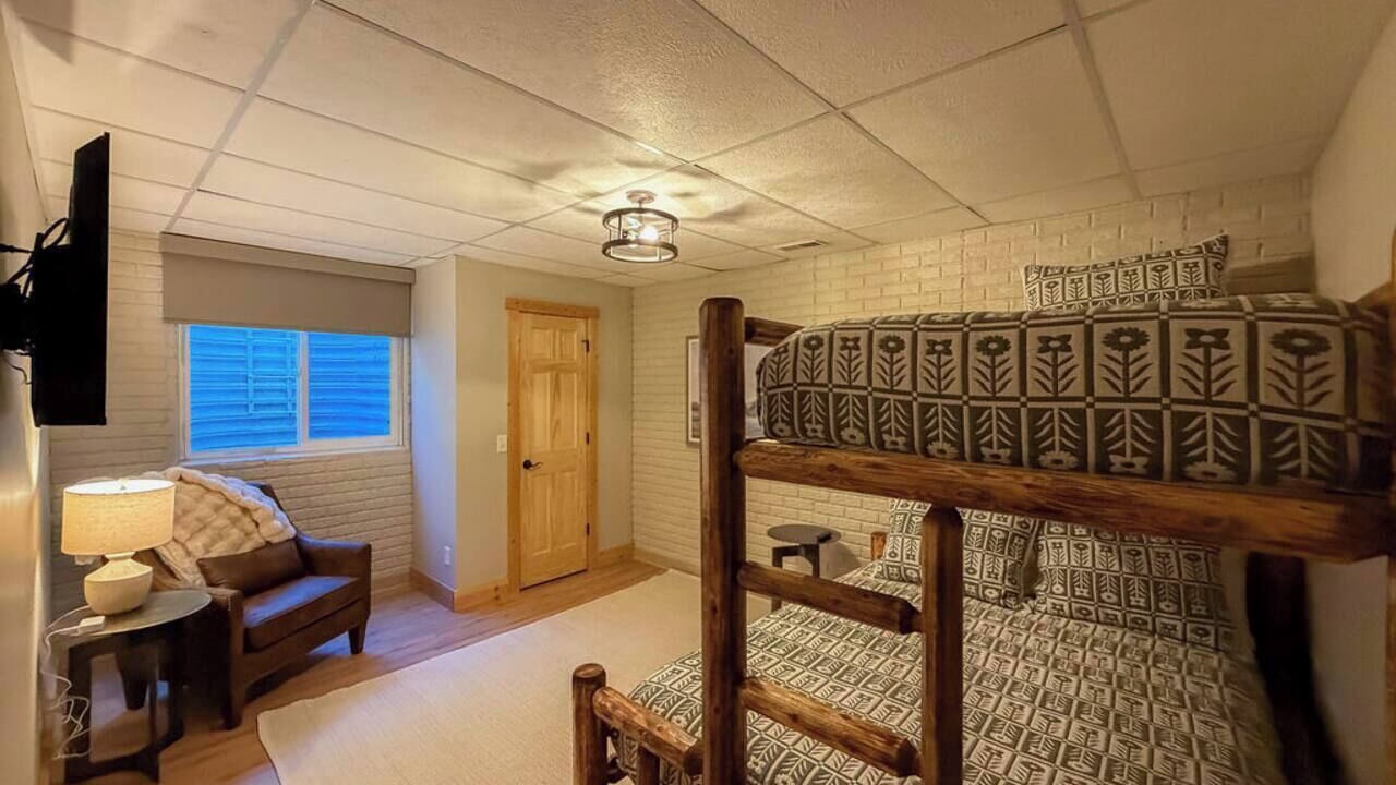 Photo of Bedroom in Marshall