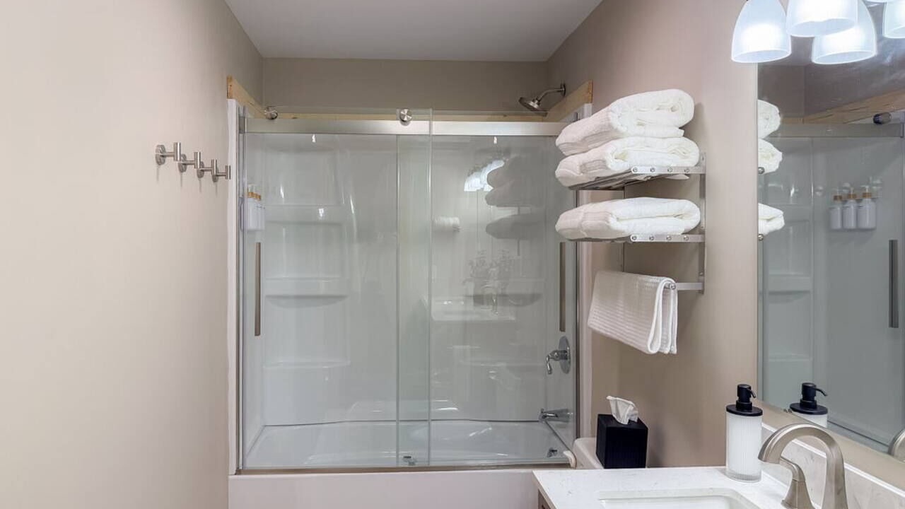 Photo of Bathroom in Marshall