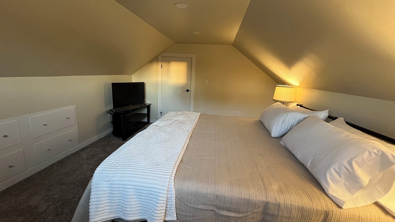 Photo of Bedroom in Escanaba