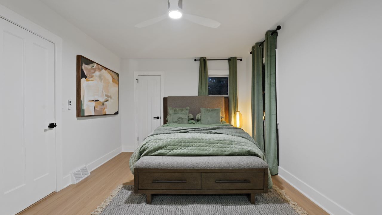 Photo of Bedroom in Yorkville