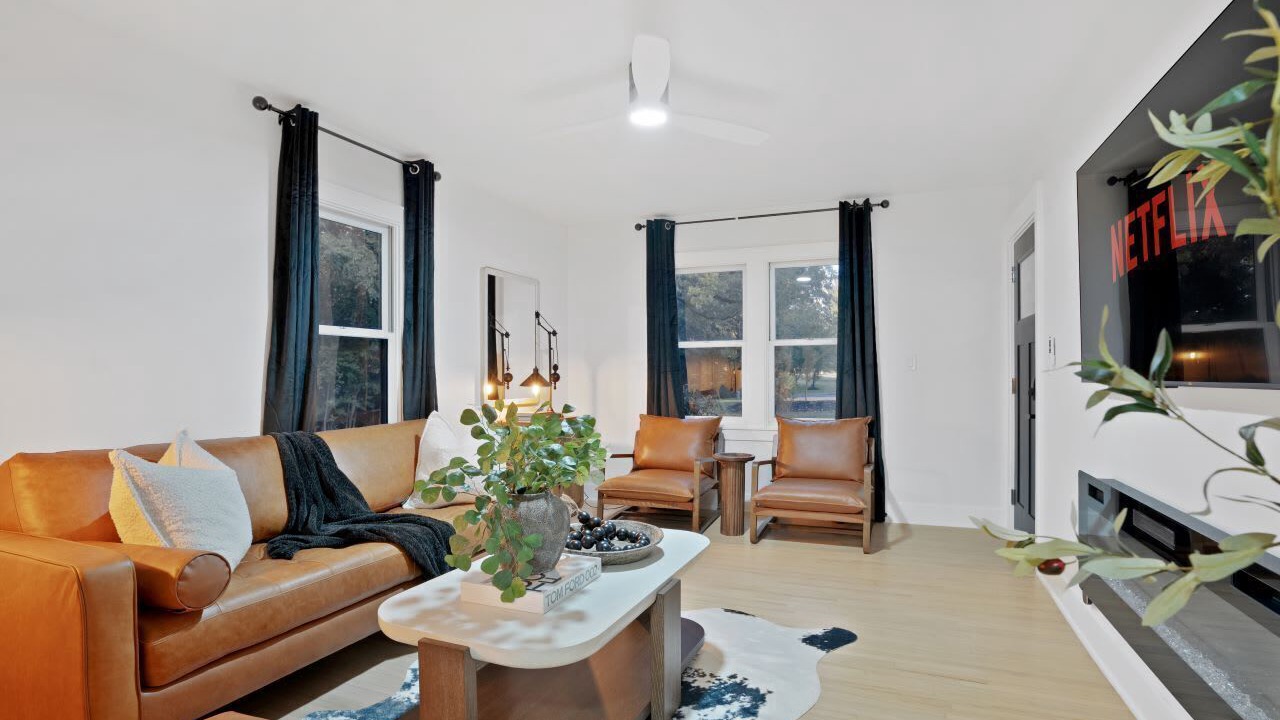 Photo of Livingroom in Yorkville