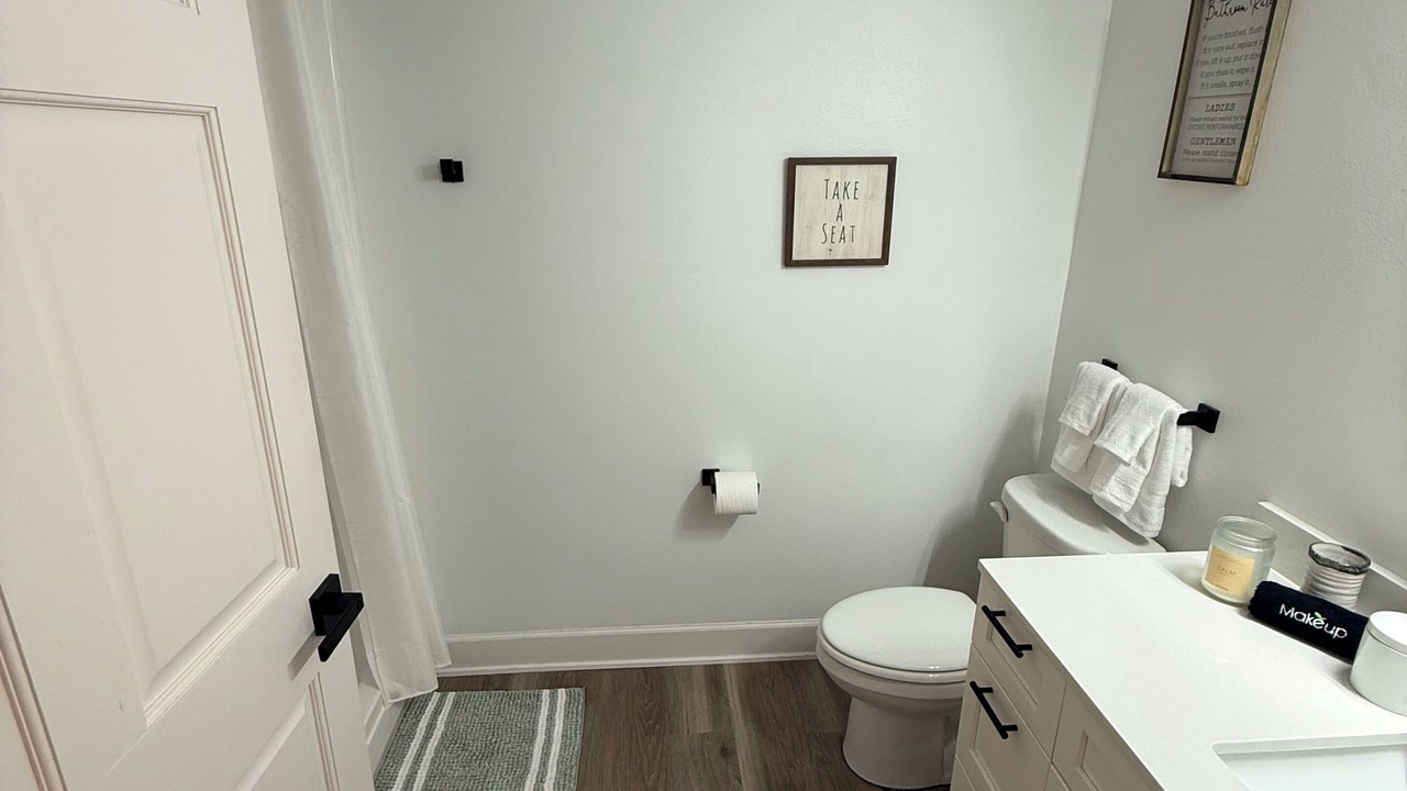 Photo of Bathroom in Winterset