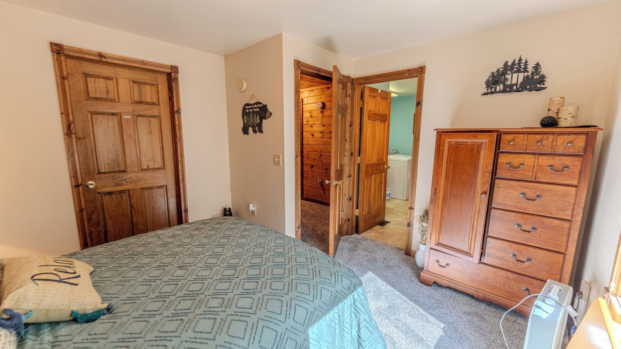 Photo of Bedroom in Newberry