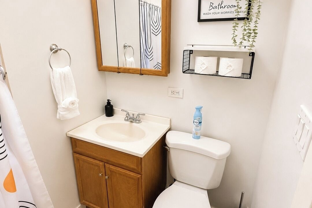 Photo of Bathroom in Belmont Cragin