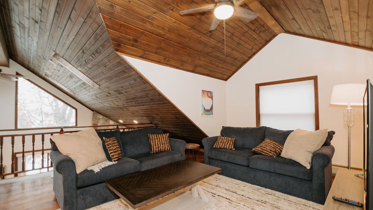 Photo of Livingroom in East Troy