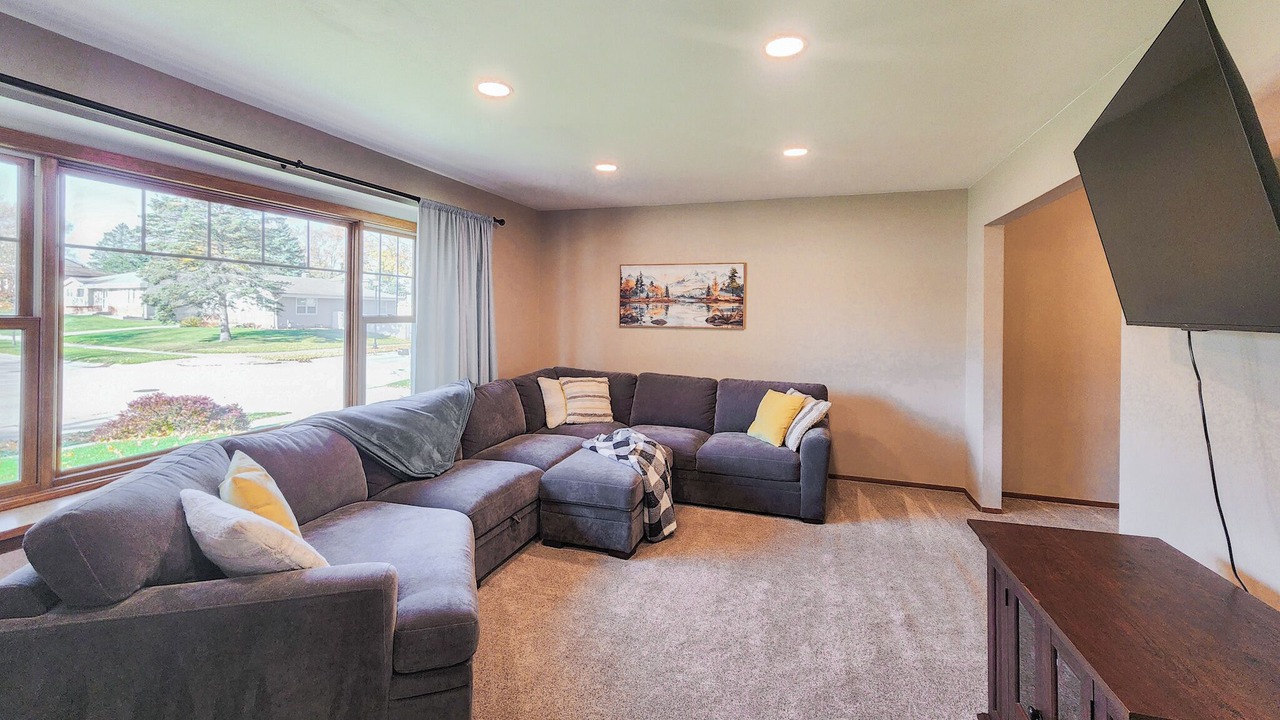 Photo of Livingroom in Oak Creek